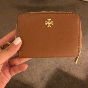 Small Tan Tory Burch Wallet